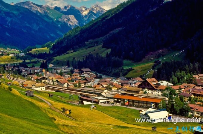 奥地利著名的旅游景点排行 奥地利小镇旅行攻略