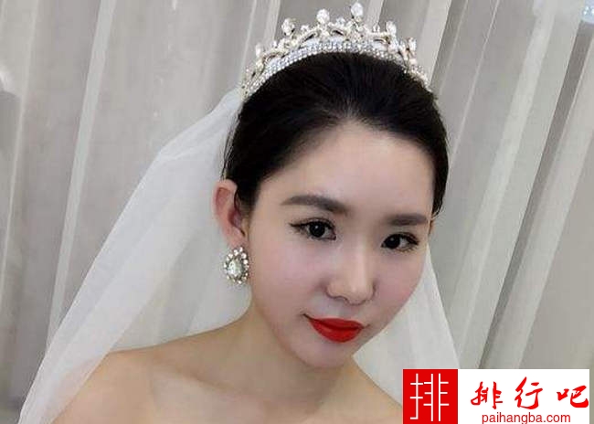 中国最漂亮学生妹排名​ 第一名“奶茶妹妹”实至名归